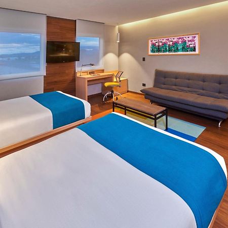 City Express Suites By Marriott Silao Aeropuerto Eksteriør bilde