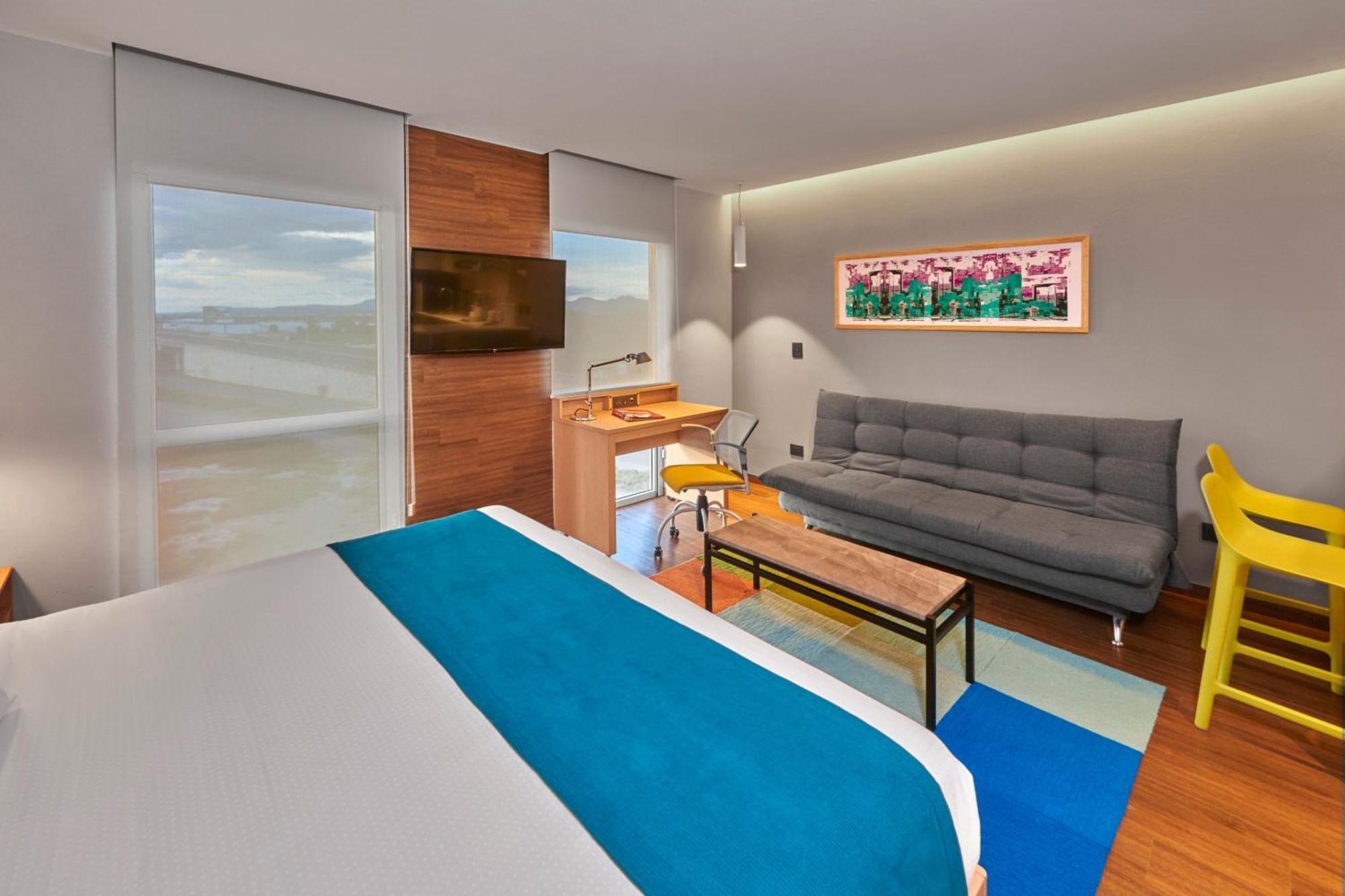 City Express Suites By Marriott Silao Aeropuerto Eksteriør bilde
