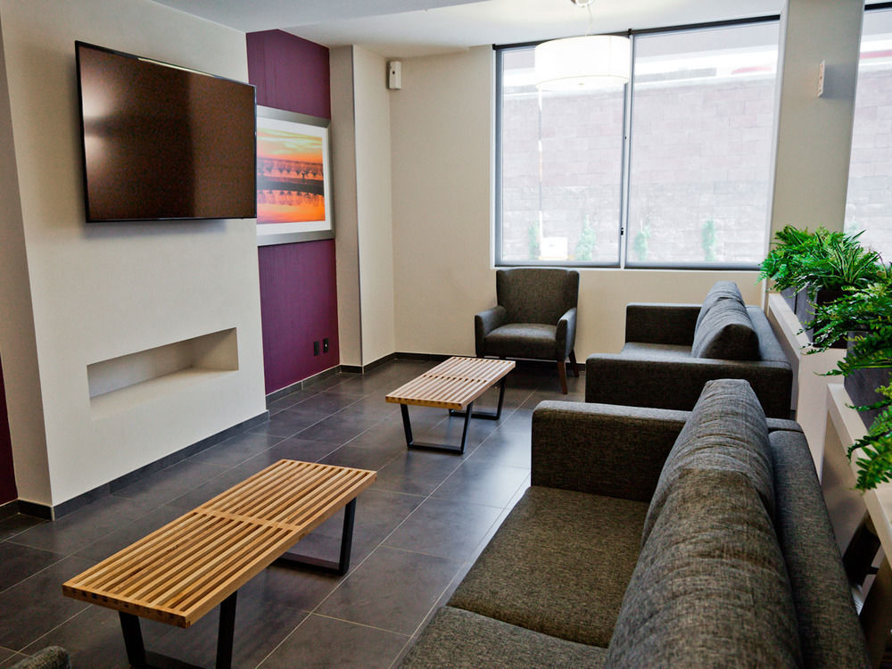 City Express Suites By Marriott Silao Aeropuerto Eksteriør bilde